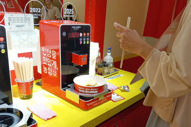 辛ラーメンポップアップストア in 原宿の盛況を支える「自動調理器」 の特徴