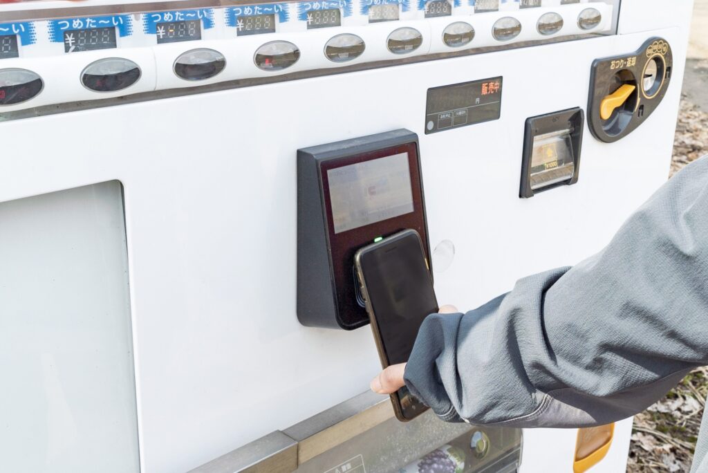 自動販売機でのPayPayの使い方
